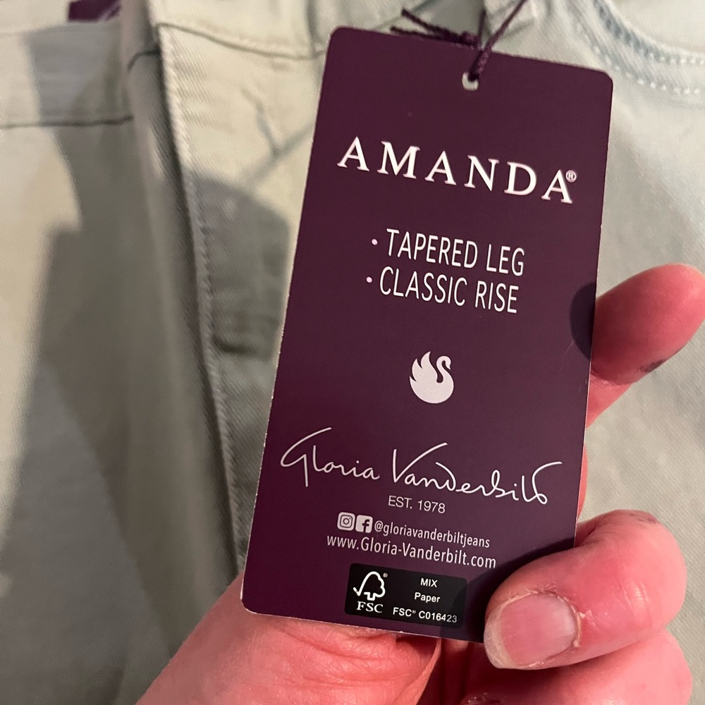 Gloria Vanderbilt Amanda Jeans NWT - Picture 4 of 5
